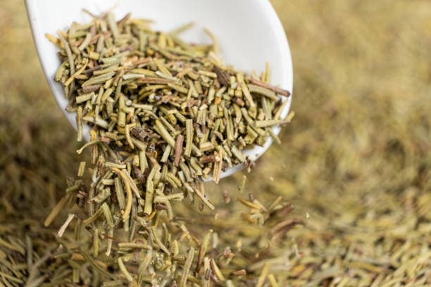 تصویر 1 از رزماری خشک فله خوش‌ بو برای دمنوش و طعم‌ دهی غذا